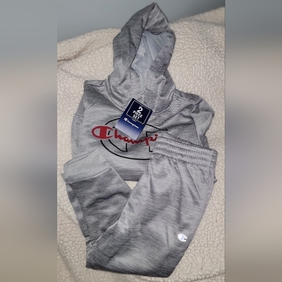 BOYS CHAMPION HOODIE AND JOGGER SET - Picture 5 of 5
